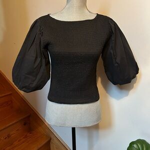NWT Steve Madden Black Puff Sleeve Top